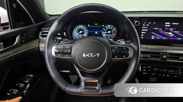 Kia K5 3rd generation 2023 Белый из Кореи, фото 4