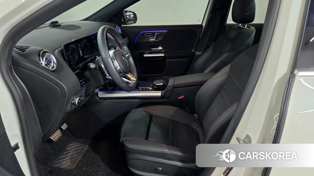 Mercedes-Benz GLA - Class H247 2023 Белый из Кореи, фото 4