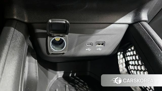 Chevrolet (GM Daewoo) The New Trail Blazer 2023 Красный из Кореи, фото 4