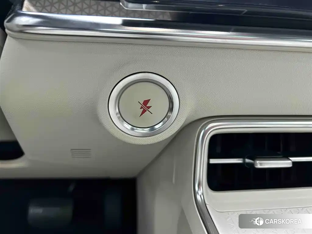 Toyota Platinum Wisdom 3X 2026 Черный из Китая, фото 4