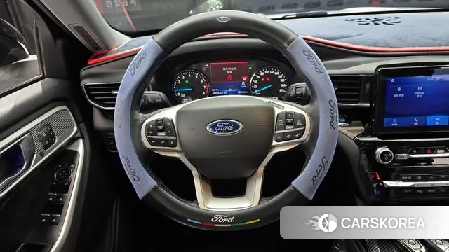 Ford Explorer 6th Generation 2021 Белый из Кореи, фото 4