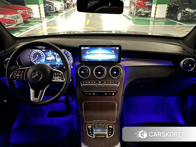 Mercedes-Benz GLC 2021 Шампань из Китая, фото 4