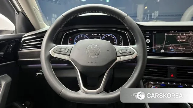 Volkswagen 7th Generation of Jetta 2023 Белый из Кореи, фото 4