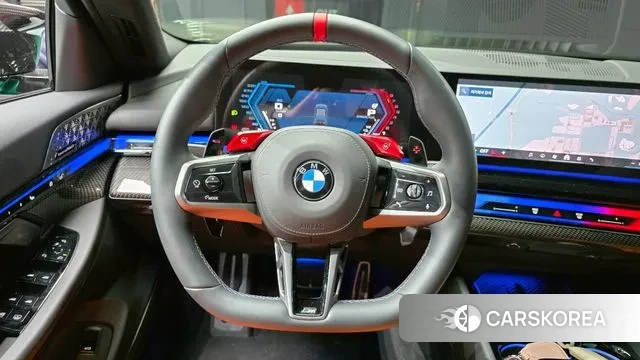 BMW M5 (G90) 2025 Зеленый из Кореи, фото 4