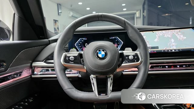 BMW 7 Series (G70) 2025 Черный из Кореи, фото 4