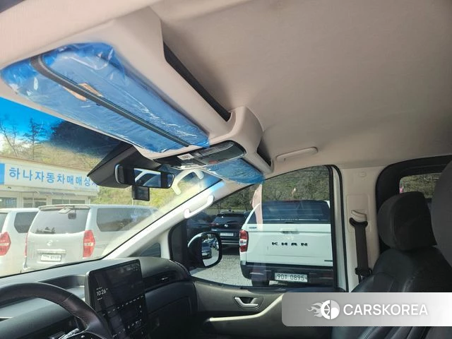 Hyundai Staria 2023 Серебряный из Кореи, фото 4