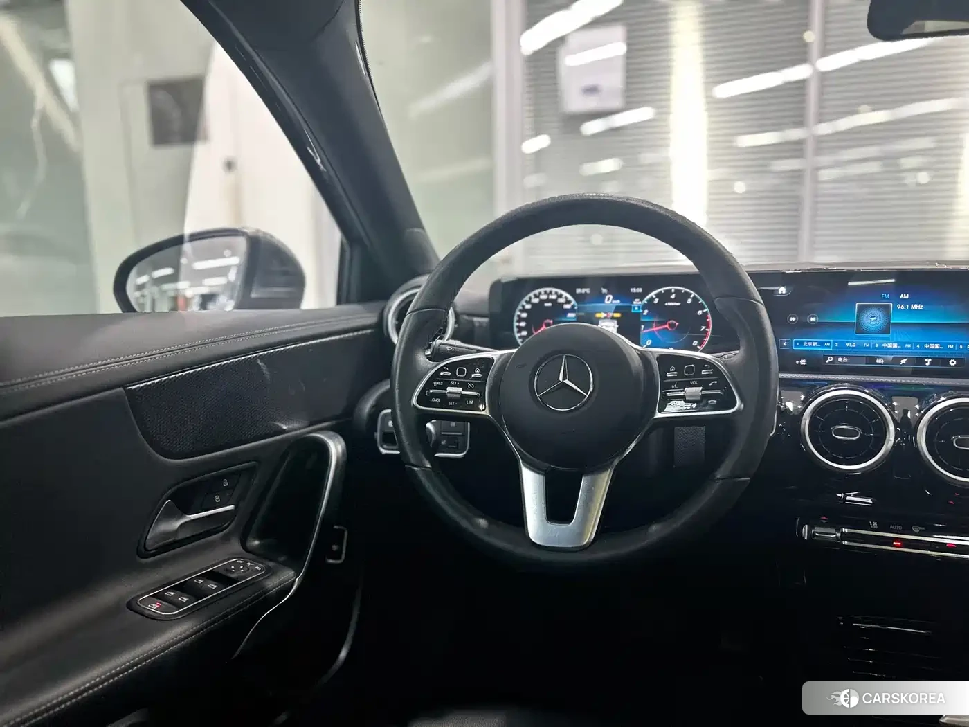Mercedes-Benz A-Class 2023 Silver/gray из Китая, фото 4