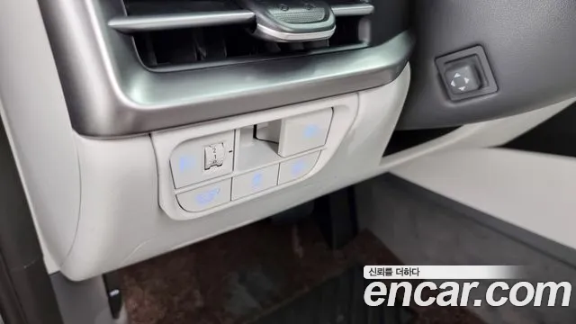 Hyundai Grandeur Hybrid (GN7) 2023 Светло-зеленый из Кореи, фото 4