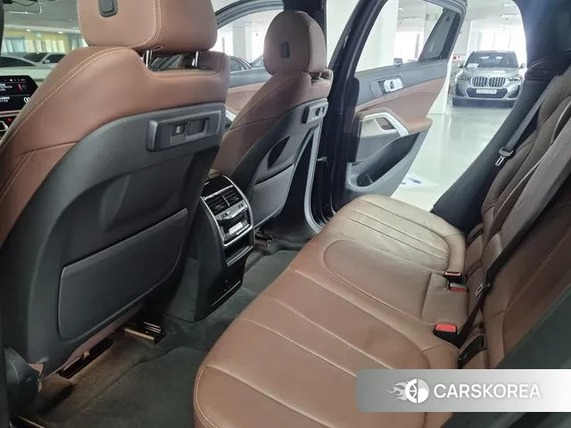 BMW X6 (G06) 2022 Черный из Кореи, фото 4