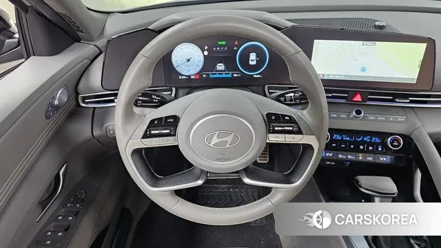 Hyundai The New Avante (CN7) 2024 Серебристо-серый из Кореи, фото 4