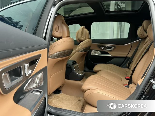 Mercedes-Benz E-class 2025 Черный из Китая, фото 4
