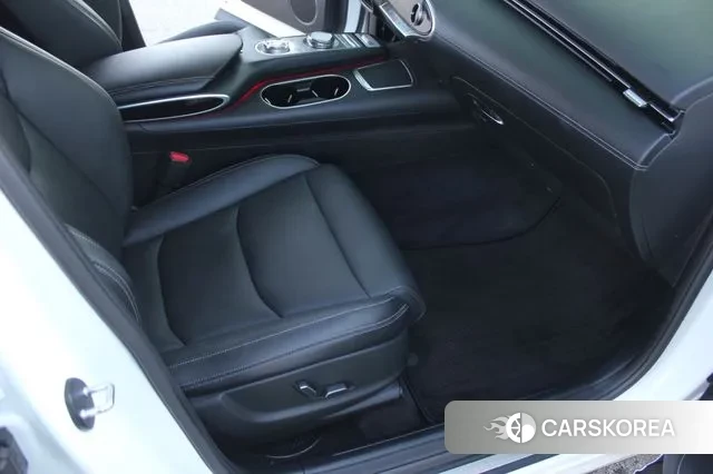 Genesis GV70 2021 Белый из Кореи, фото 4