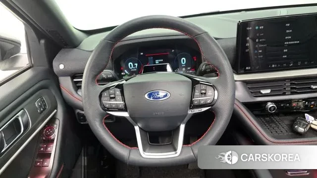Ford Explorer 6th Generation 2025 Белый из Кореи, фото 4