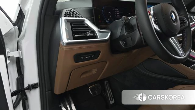 BMW X5M (G05) 2025 Белый из Кореи, фото 4