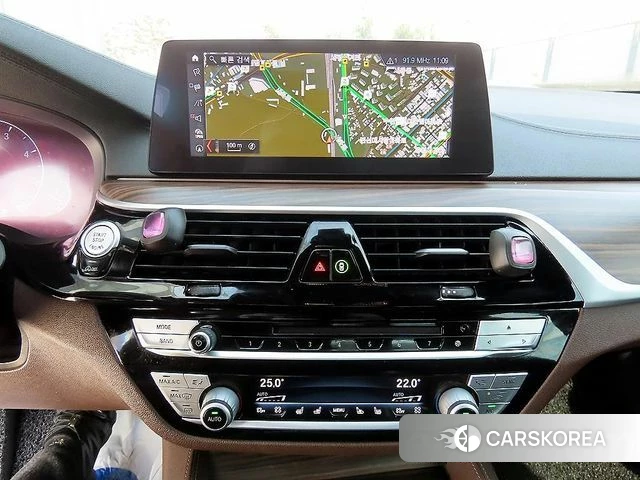 BMW 5 Series (G30) id 3807877 из Кореи 4