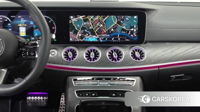 Mercedes-Benz E-Class W213 2022 Красный из Кореи, фото 4
