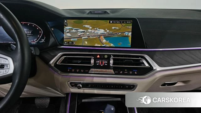 BMW X7 (G07) 2022 Белый из Кореи, фото 4