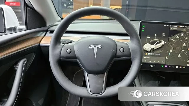 Tesla Model Y 2024 Белый из Кореи, фото 4