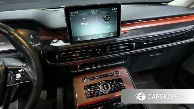 Lincoln Aviator 2nd generation 2022 Черный из Кореи, фото 4