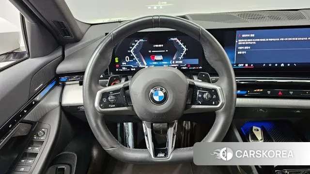 BMW 5 Series (G60) 2024 Белый из Кореи, фото 4