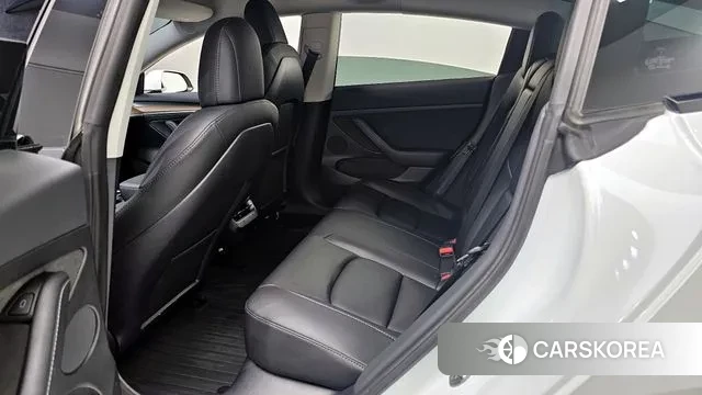 Tesla Model 3 2022 Белый из Кореи, фото 4