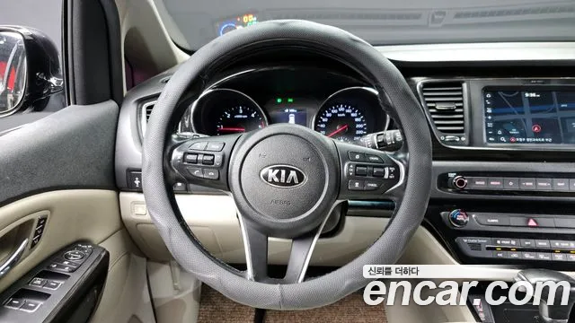 Kia The New Carnival 2018 Серый из Кореи, фото 4