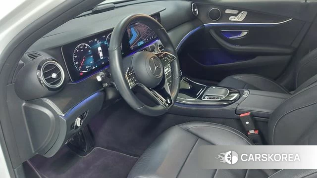 Mercedes-Benz E-Class W213 2021 Белый из Кореи, фото 4