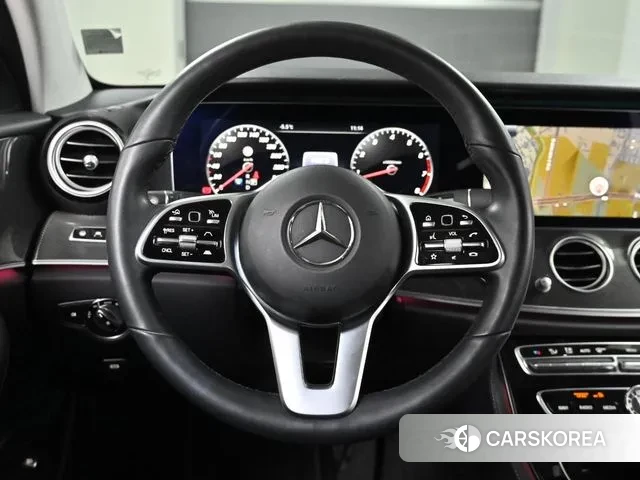 Mercedes-Benz E-Class W213 2020 Белый из Кореи, фото 4