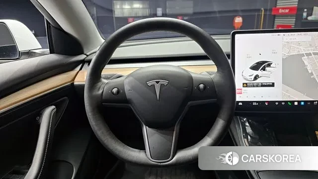 Tesla Model 3 2021 Белый из Кореи, фото 4