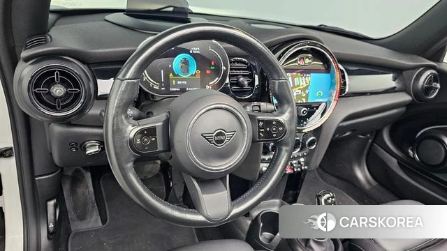 Mini Cooper Convertible 2024 Белый из Кореи, фото 4