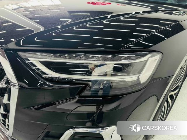Audi A8 2023 Черный из Китая, фото 4