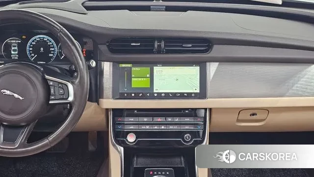 Jaguar XF (X260) 2018 Белый из Кореи, фото 4