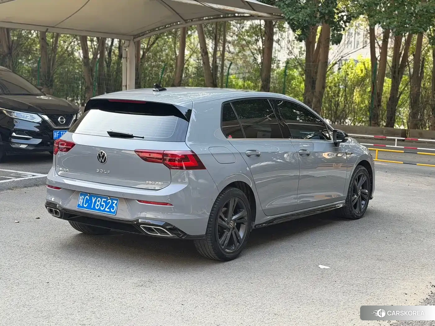 Volkswagen Golf 2022 Silver/gray из Китая, фото 4