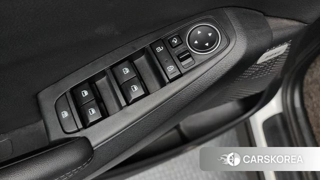Kia Seltos 2022 Белый из Кореи, фото 4