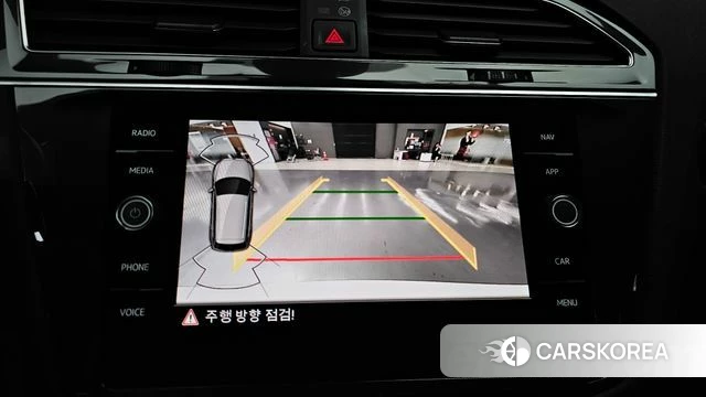 Volkswagen Tiguan second Generation 2021 Белый из Кореи, фото 4