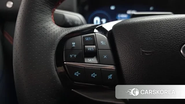 Ford Explorer 6th Generation 2024 Черный из Кореи, фото 4