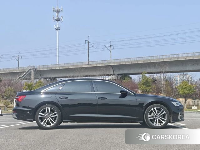 Audi A6L 2024 Черный из Китая, фото 4