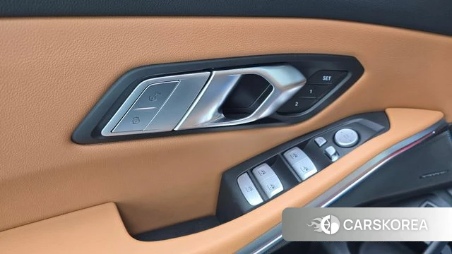 BMW 3 Series (G20) 2025 Черный из Кореи, фото 4