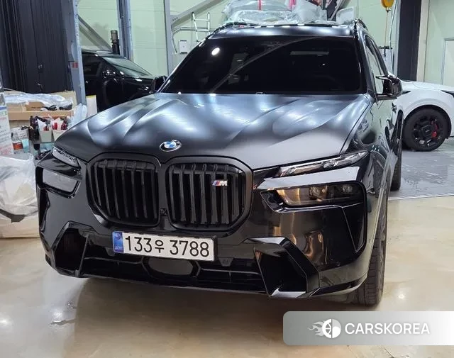 BMW X7 (G07) 2025 Черный из Кореи, фото 4