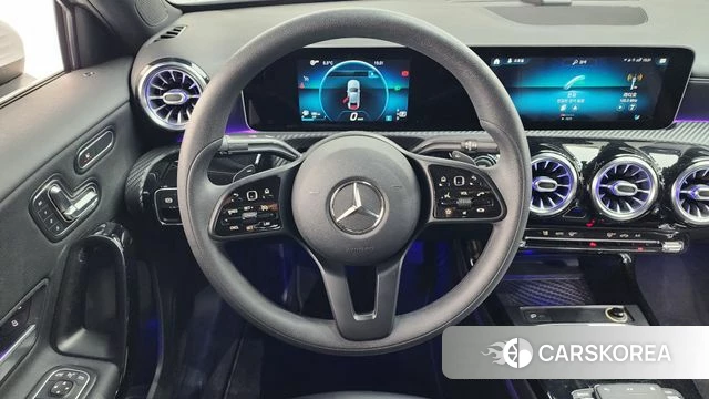 Mercedes-Benz A-Class W177 2020 Белый из Кореи, фото 4