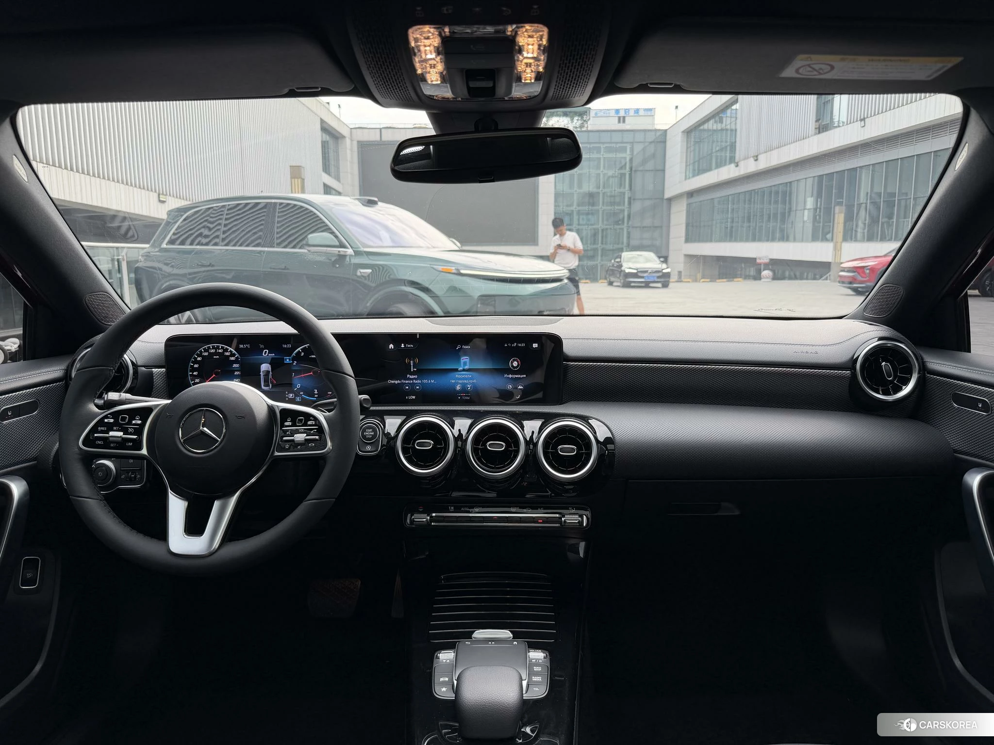 Mercedes-Benz Class A 2021 Красный из Китая, фото 4
