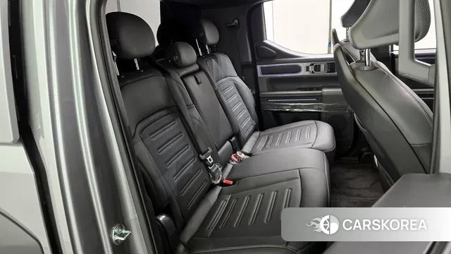 Kia Tasman 2025 Серебристо-серый из Кореи, фото 4