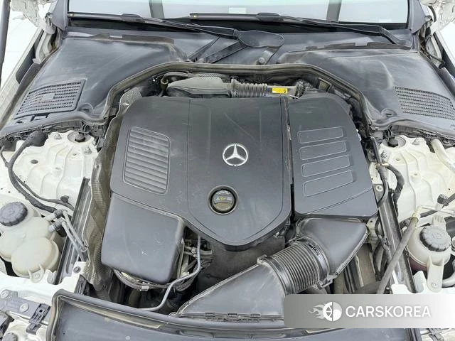 Mercedes-Benz Class C 2024 Белый из Китая, фото 4