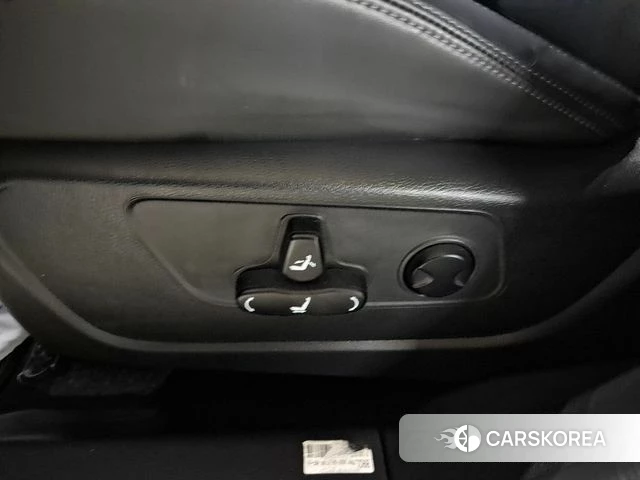 Ssangyong The New Tivoli 2024 Серебряный из Кореи, фото 4