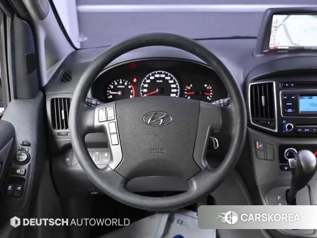 Hyundai The New Grand Starex 2018 Серебристо-серый из Кореи, фото 4