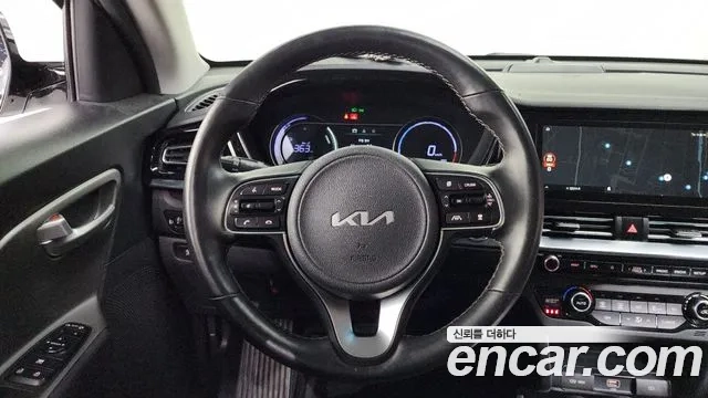 Kia Niro Plus 2022 Белый из Кореи, фото 4