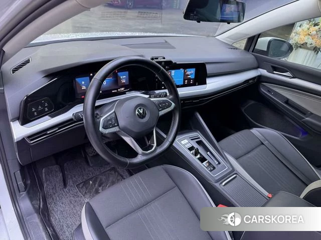 Volkswagen Golf 2021 Белый из Китая, фото 4