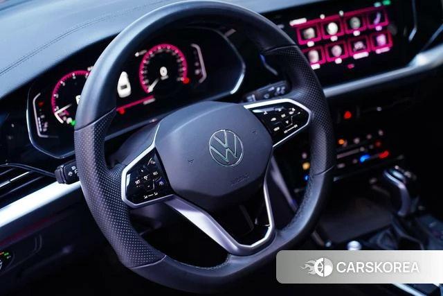 Volkswagen Passat 2024 Черный из Китая, фото 4