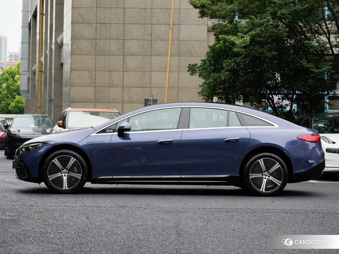 Mercedes-Benz EQS 2021 Синий из Китая, фото 4