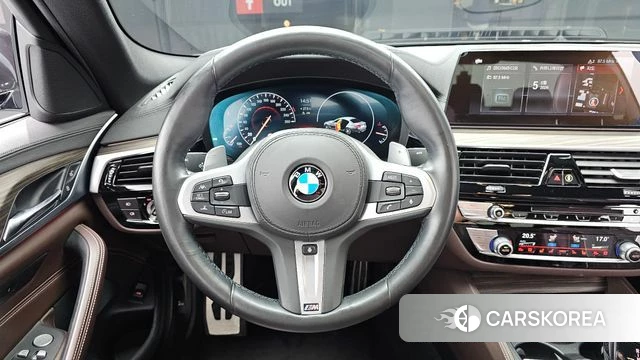 BMW 5 Series (G30) 2019 Серый из Кореи, фото 4